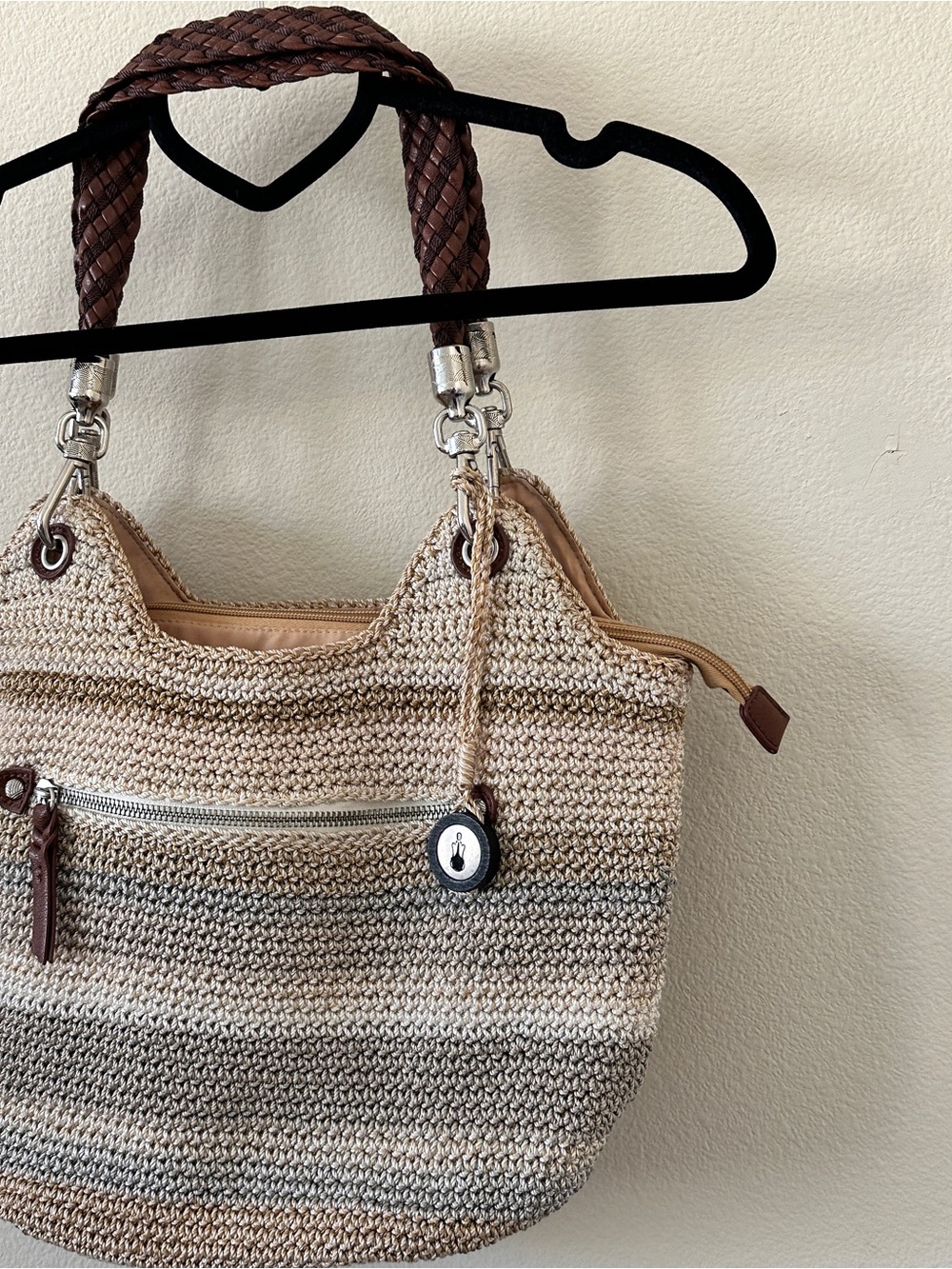The Sak Tan Brown Woven Braided-Handle Hobo Shoulder Tote Bag - Picture 4 of 16